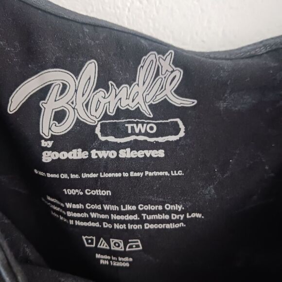 Torrid Blondie Black Wash Off Shoulder tie side short sleeve Tee size 2X - Picture 5 of 6